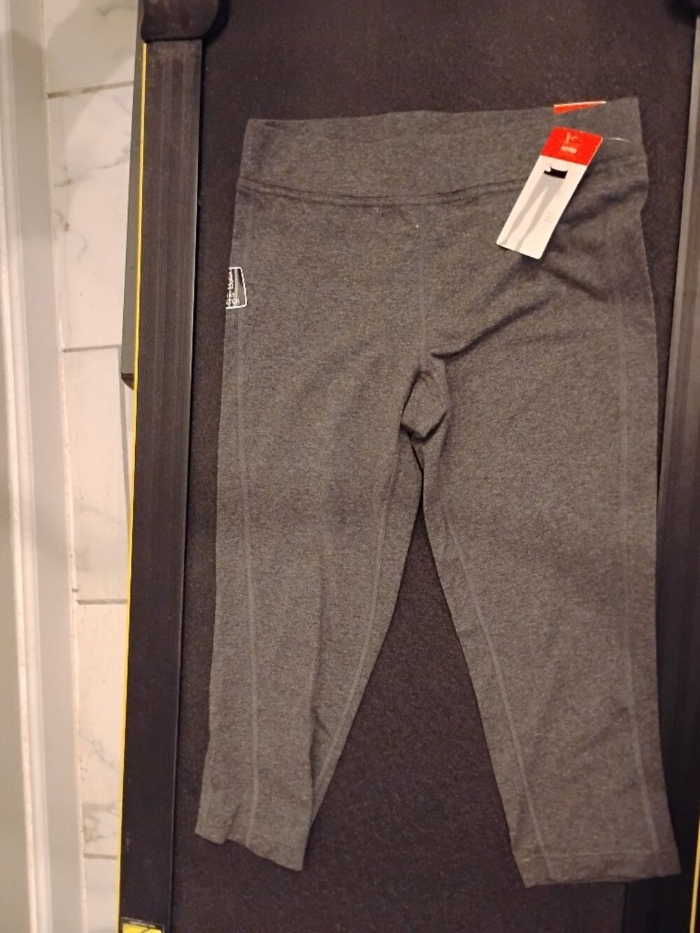 xersion mid rise capri women